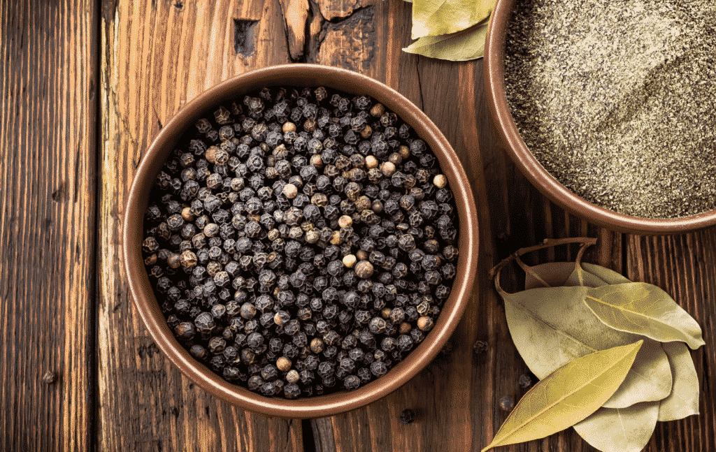 fekete bors fűszerek